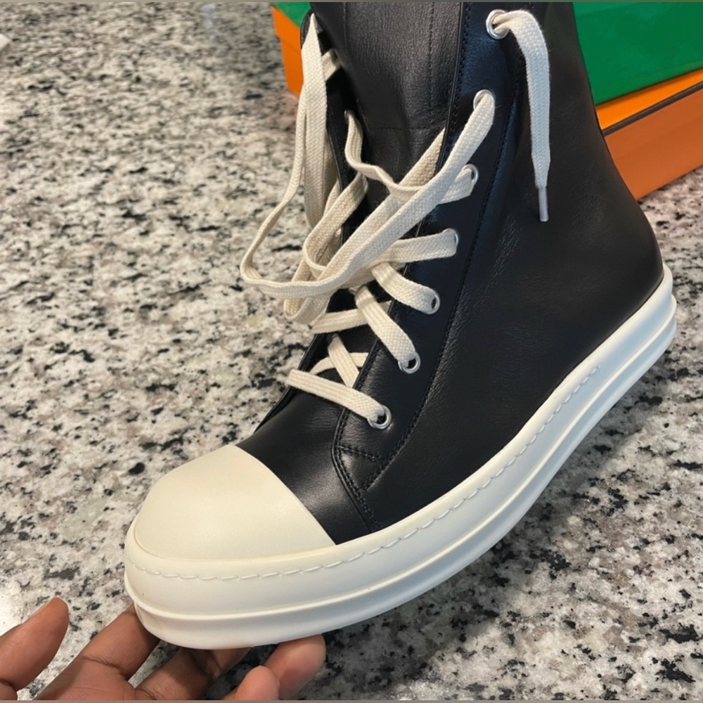 💯authentic rick Owens brand new with box and dust by‼️🚨🚨